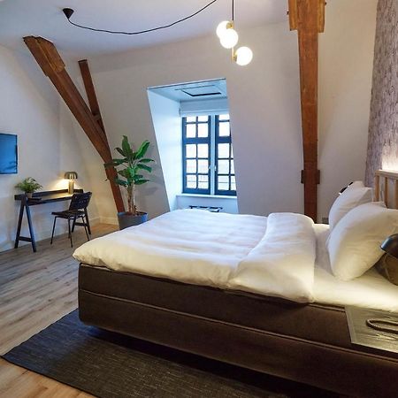Hotel Botanique Бреда Экстерьер фото